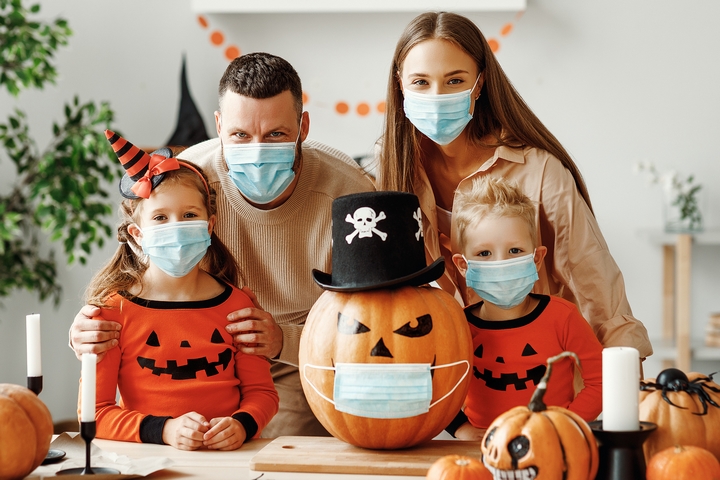 How to Stay Safe on Halloween & Manage Your COVID-19 Stress