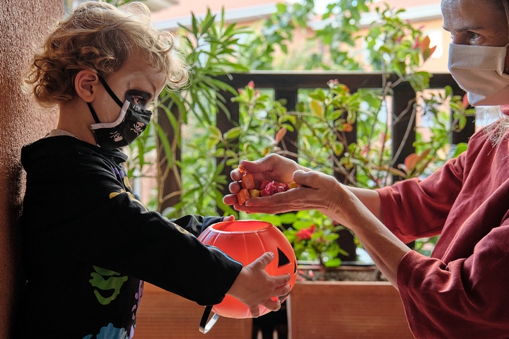 Social distancing is important for how to go trick or treating safely.